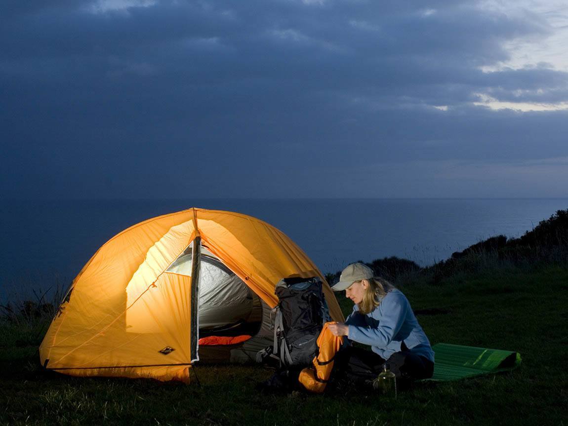 Cắm trại ban đêm tại Great Ocean Road sẽ mang lại trải nghiệm thú vị dành cho du học sinh Úc